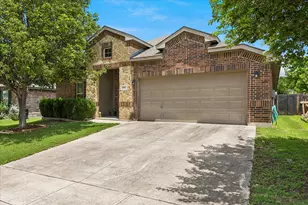 841 Reveille Rd, Fort Worth, TX 76108 - Photo 2