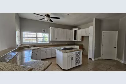 137 Oakview Road, Gainesville, TX 76240 - Photo 4