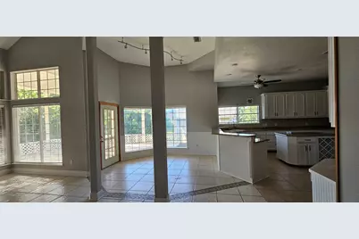 137 Oakview Road, Gainesville, TX 76240 - Photo 6