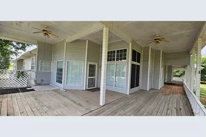 137 Oakview Road, Gainesville, TX 76240 - Photo 34