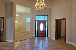 137 Oakview Rd, Gainesville, TX 76240 - Photo 2
