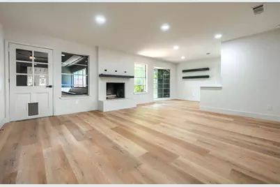 4049 Alicante Avenue, Fort Worth, TX 76133 - Photo 6