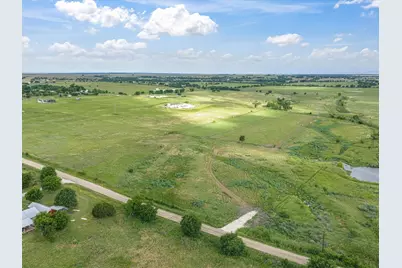 6600 Woodard Avenue, Cleburne, TX 76033 - Photo 20