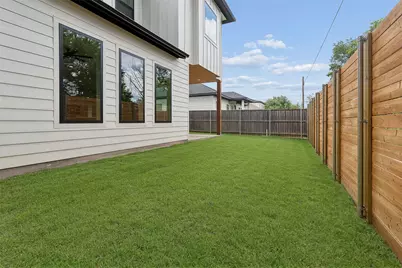 1842 Life Avenue, Dallas, TX 75212 - Photo 34