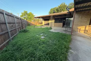 1849 Sandy Ridge Ct, Carrollton, TX 75007 - Photo 16