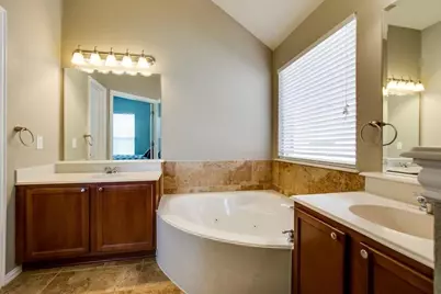 [Address not provided], Little Elm, TX 75068 - Photo 6