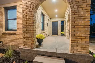 1835 Cedar Crest Blvd, Dallas, TX 75203 - Photo 2