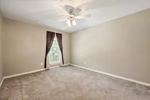 6806 Thornbird Ln, Arlington, TX 76001 - Photo 28