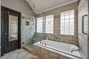 6806 Thornbird Ln, Arlington, TX 76001 - Photo 22