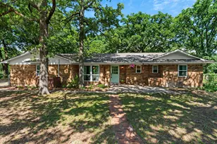 601 Squires Ln, Krugerville, TX 76227 - Photo 2