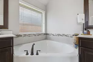 9325 Horsemanship Dr, Fort Worth, TX 76123 - Photo 10