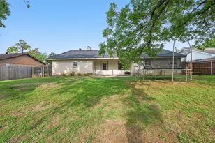 2108 Stonegate Dr N, Bedford, TX 76021 - Photo 12