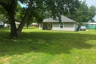 311 Depot St, Cumby, TX 75433 - Photo 8