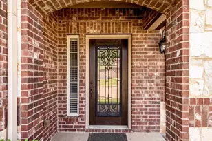 5727 Mountain Hollow Dr, Dallas, TX 75249 - Photo 2