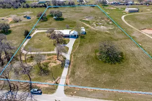 320 English Ct, Springtown, TX 76082 - Photo 18