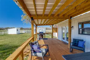 320 English Ct, Springtown, TX 76082 - Photo 12