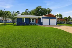 401 W Hillcrest St, Keene, TX 76059 - Photo 2