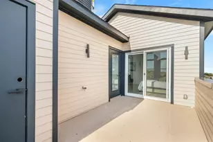 723 W 10th St, Dallas, TX 75208 - Photo 32