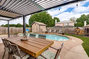 6015 Pietro Dr, Grand Prairie, TX 75052 - Photo 1