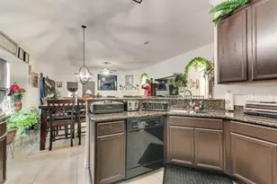 301 Billy Wickliffe Dr, Wilmer, TX 75172 - Photo 4