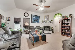 301 Billy Wickliffe Dr, Wilmer, TX 75172 - Photo 8