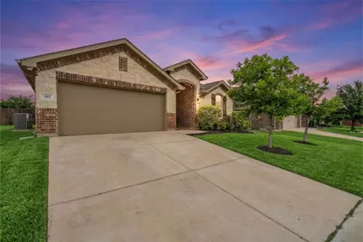 381 Coral Vine Lane, Burleson, TX 76028 - Photo 2