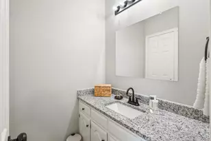 2111 Rheims Dr, Carrollton, TX 75006 - Photo 24