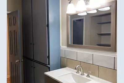 3921 Avenue H, Fort Worth, TX 76105 - Photo 16