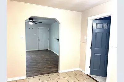 3921 Avenue H, Fort Worth, TX 76105 - Photo 8