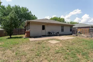9005 Glen Falls Ln, Denton, TX 76210 - Photo 16