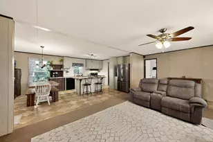 5800 Archery Ct, Granbury, TX 76048 - Photo 6