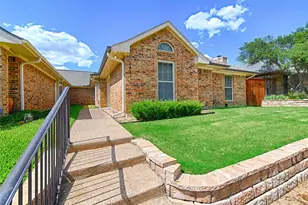 2831 Silverspring Rd, Carrollton, TX 75006 - Photo 6