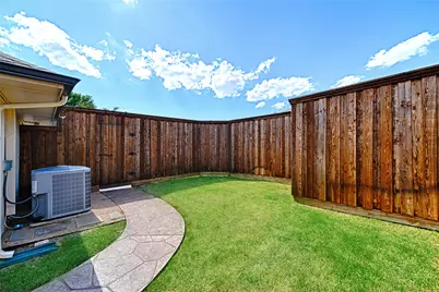 2831 Silverspring Road, Carrollton, TX 75006 - Photo 34