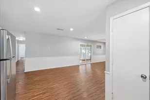 1140 Simpson Dr, Hurst, TX 76053 - Photo 16