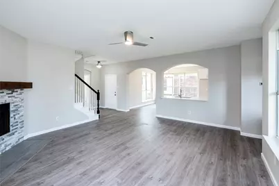 13598 Valley Mills Drive, Frisco, TX 75033 - Photo 6