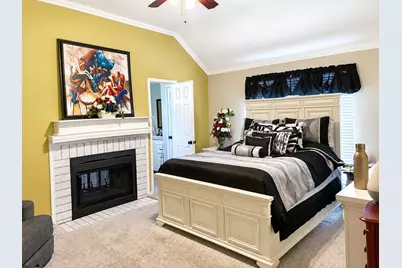 804 Clover Hill Lane, Cedar Hill, TX 75104 - Photo 8