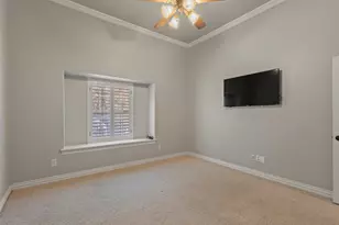 612 Rockingham Dr, Irving, TX 75063 - Photo 6