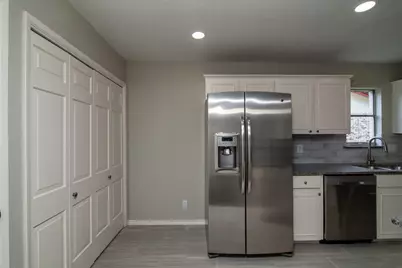 2726 Starcrest Lane, Farmers Branch, TX 75234 - Photo 6
