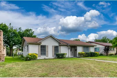 2726 Starcrest Lane, Farmers Branch, TX 75234 - Photo 2