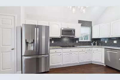 1405 Meadowbrook Drive, McKinney, TX 75069 - Photo 8