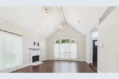 1405 Meadowbrook Drive, McKinney, TX 75069 - Photo 4