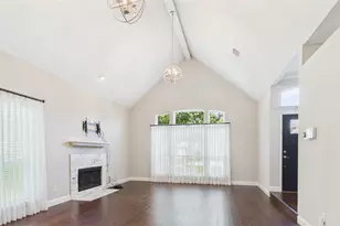 1405 Meadowbrook Dr, McKinney, TX 75069 - Photo 4