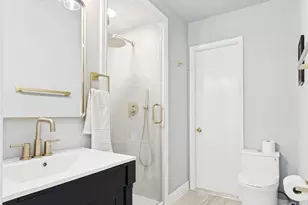 818 Riviera Dr, Mansfield, TX 76063 - Photo 8