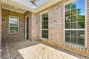 4804 Taylor Ln, Grapevine, TX 76051 - Photo 4