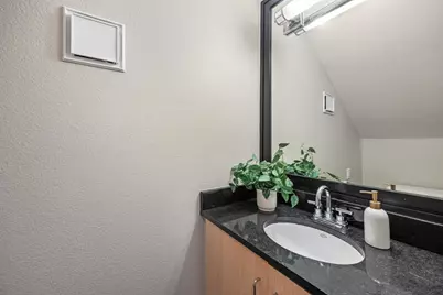5801 Ross Avenue #B, Dallas, TX 75206 - Photo 22