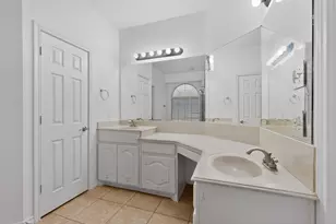 217 Gatehouse Dr, Red Oak, TX 75154 - Photo 24