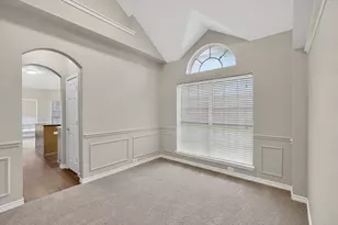 217 Gatehouse Dr, Red Oak, TX 75154 - Photo 4
