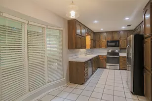 3817 Rustic Forest Trail, Arlington, TX 76016 - Photo 6