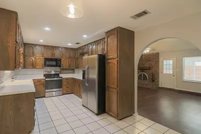 3817 Rustic Forest Trail, Arlington, TX 76016 - Photo 6