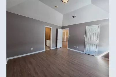 5207 W Cove Way, Grand Prairie, TX 75052 - Photo 20